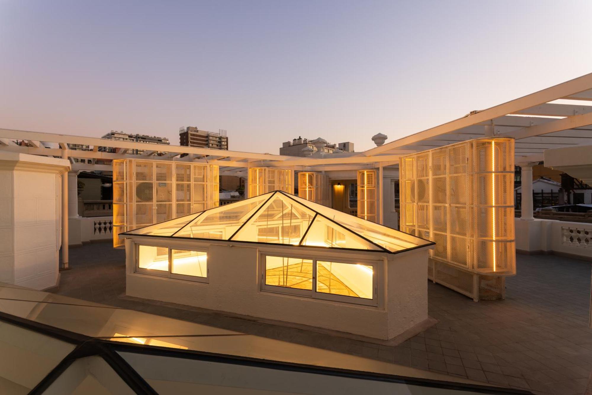 Nest Paris-Londres, Santiago